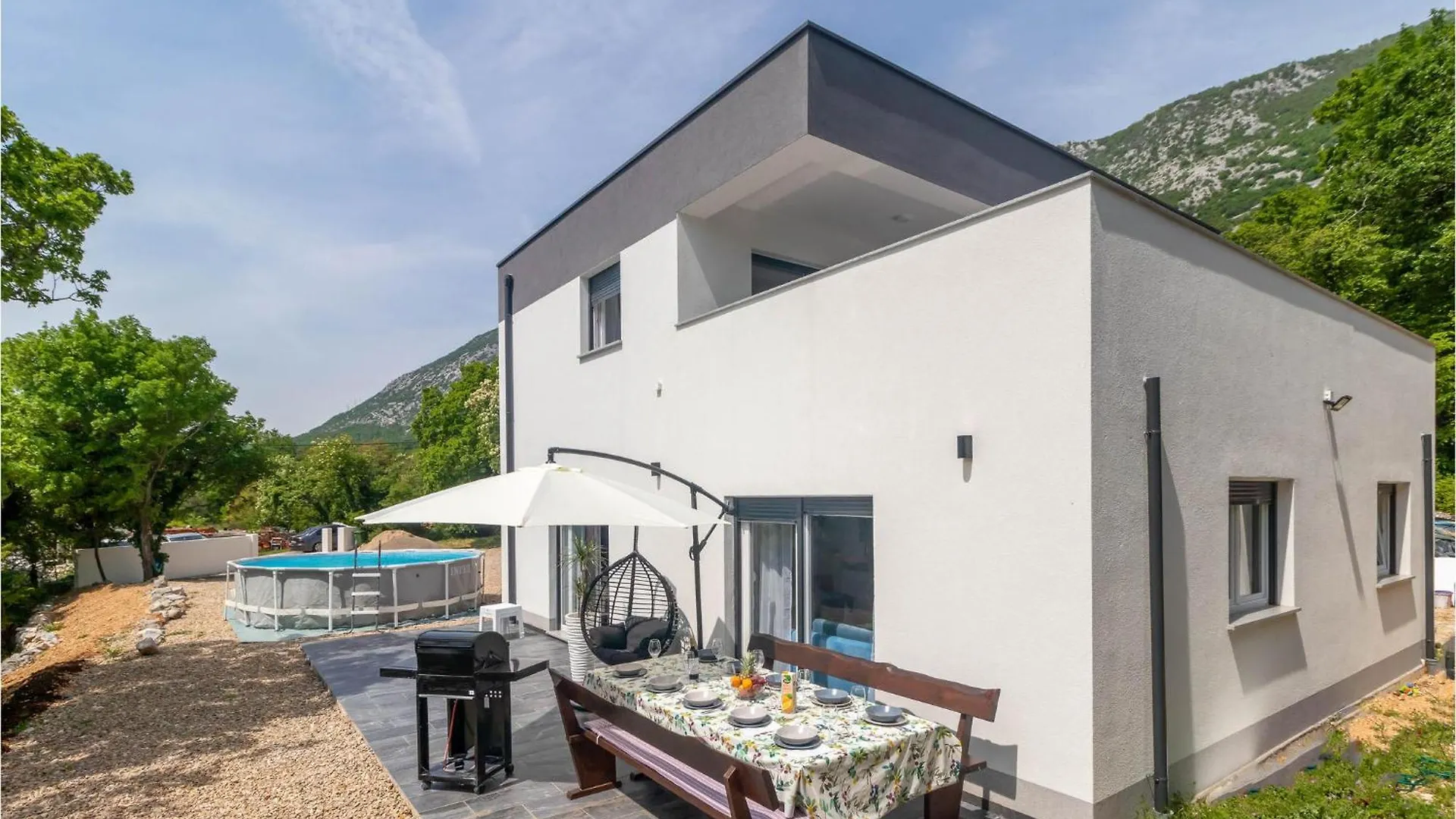 Holiday home Awesome Home In Drivenik With Jacuzzi