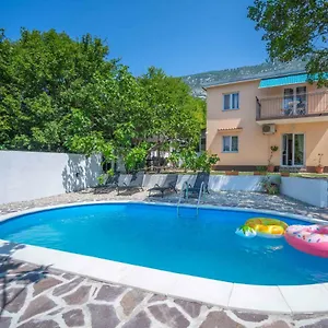  Ferienhaus Ivona